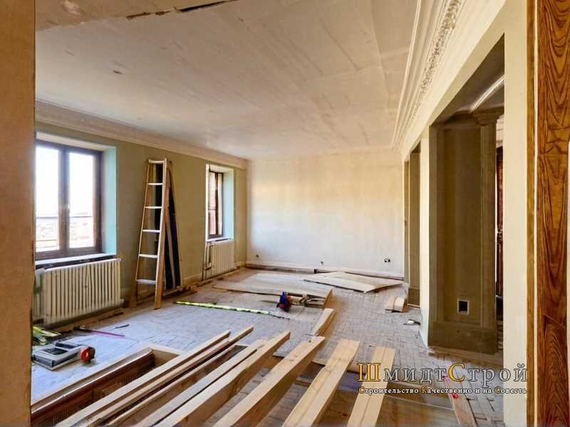 Как правильно выбрать отделку для зоны бассейна в загородном доме для создания уюта и комфорта
