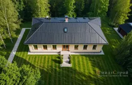 Установка солнечных панелей на скатной кровле