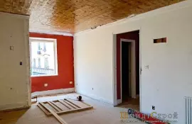 Как выбрать панели для утепления стен внутри дома?